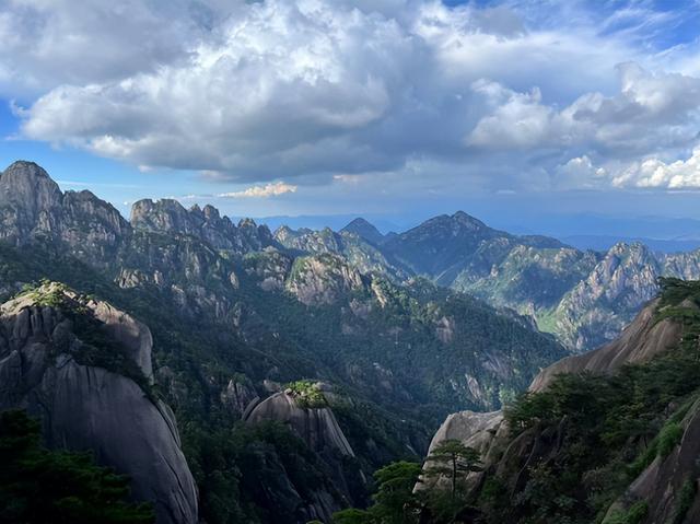 在上海时刻遇见清凉黄山，2小时直播让网友大呼“赶紧约”