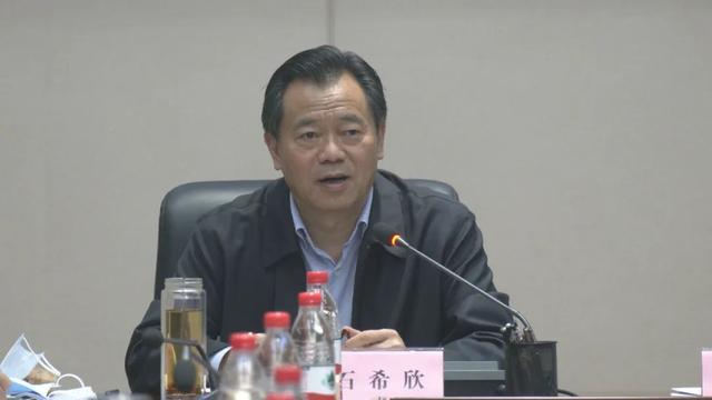 鹤城区召开疫情防控工作视频调度会