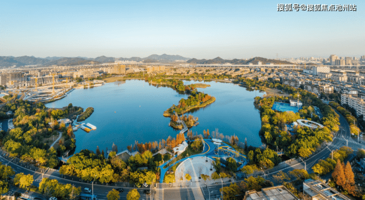 宁波轨交万科湛蓝晓月售楼处电话400-100-1299转1111售楼处地址-户型-配套详情