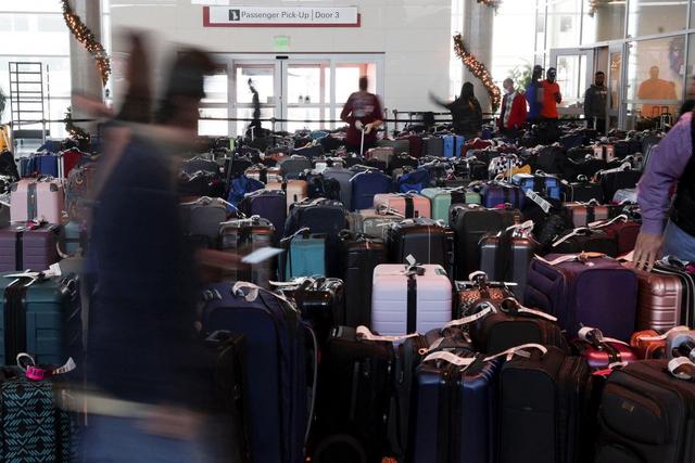 航班大面积取消 美国西南航空遭质疑