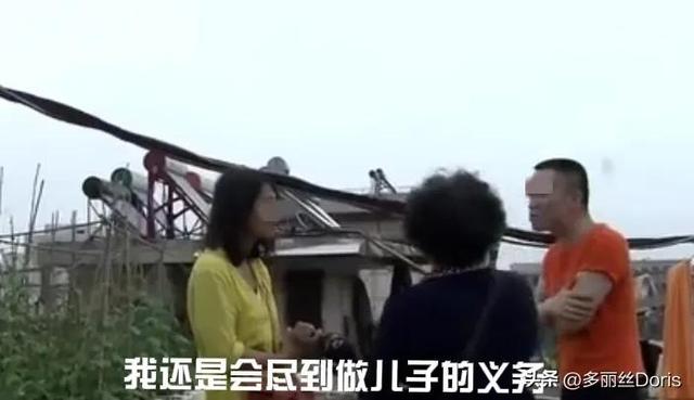 儿子新婚之夜，母亲非要住婚房，被赶出家门14年，邻居：母亲不对