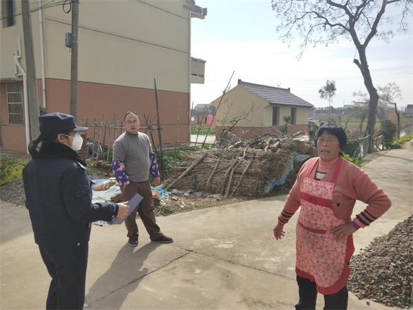 启东城西派出所：一个社区女民警的春节战“疫”