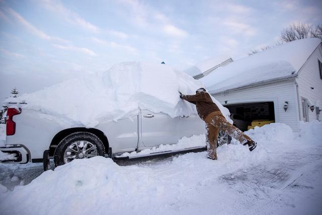 美国纽约州暴风雪已造成3人死亡