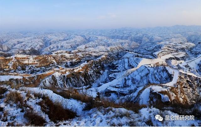 延梅：千古名篇——《沁园春·雪》