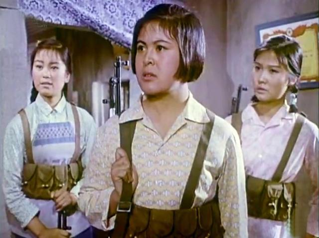 1972年，《海霞》剧组“选美”记，李秀明被看好，演技最棒却是她