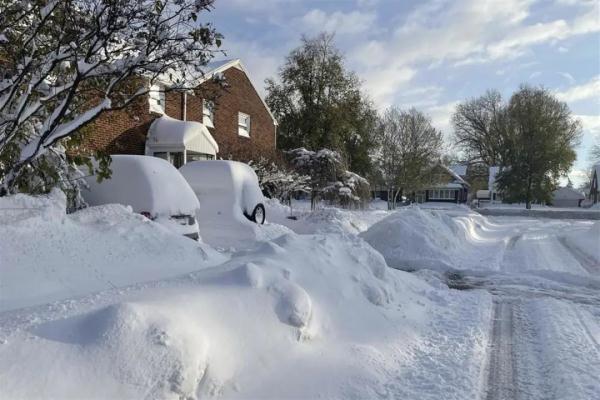 美国暴雪刷新多项纪录！同纬度带降雪为何不同？