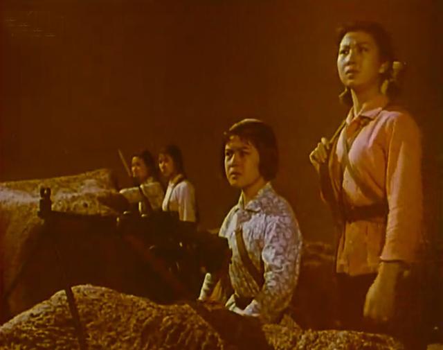 1972年，《海霞》剧组“选美”记，李秀明被看好，演技最棒却是她