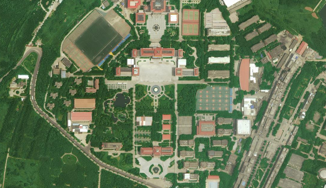 卫星图看西安高校：白鹿原大学城（财经行知、海棠、汽车学院）