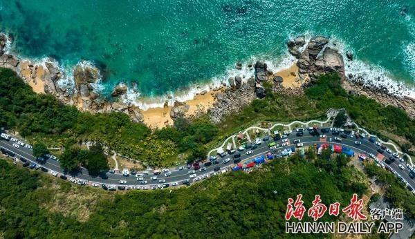 海南春节旅游业火热开场！全省4A级以上景区接待游客同比增长一倍