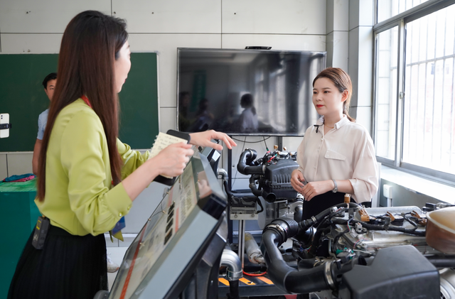 择校季，媒体实地探校，带你走进“山东万通汽车学院”