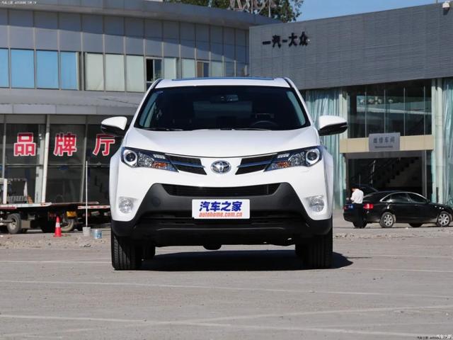 二手车｜RAV4荣放：10万出头的丰田SUV，空间大+保值+抗造