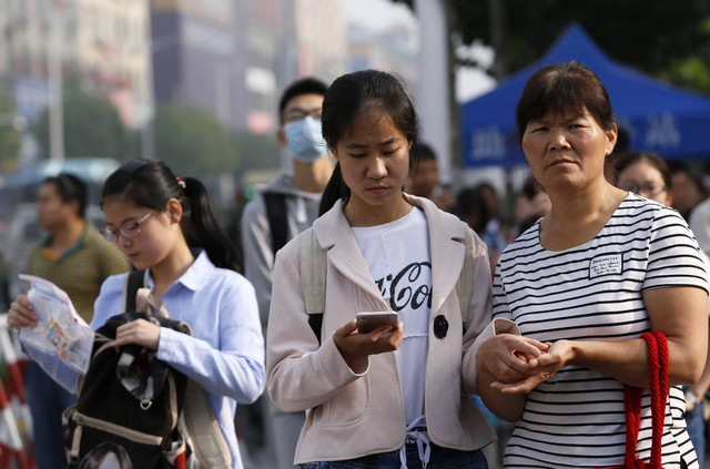 物理学霸尹希：入美籍，中国是培养了我，但美国再不好我也不回来