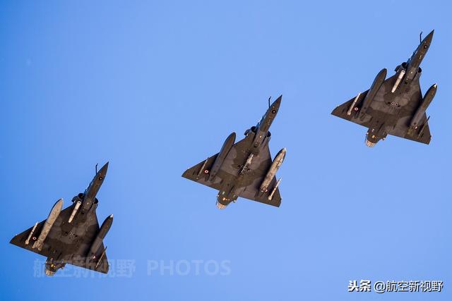 老虎与战斗机完美的结合 法国空军幻影战机威风凛凛