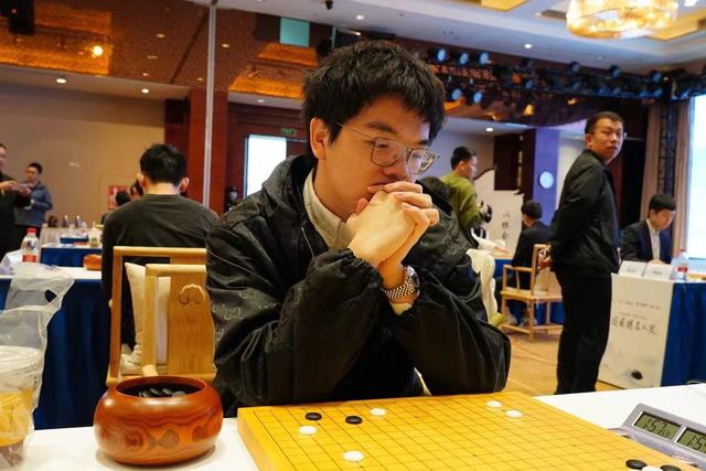 第33届中国围棋名人战深圳开赛 柯洁晋级16强