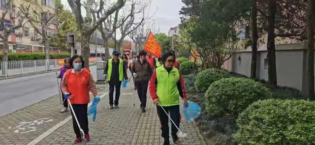 金山干部群众走上街头，一起干这件“大事”