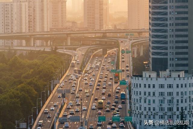 楼市狂奔的魔都上海，为何上海人如此疯狂，上海楼市的潜力与房价