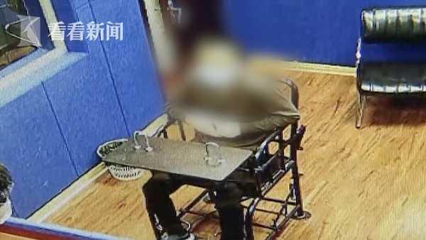 男子隔离期托好友送“生活用品”民警一查发现……