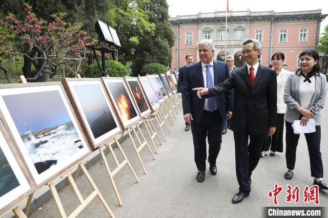 庆祝中国-乌拉圭建交35周年招待会在北京举办