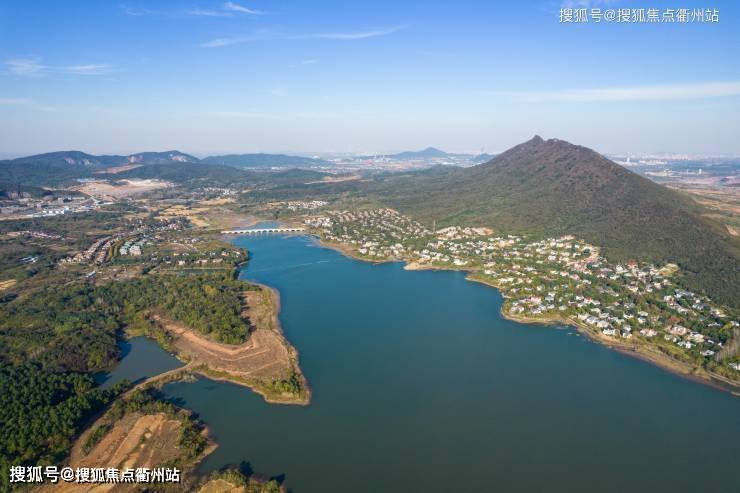 镇江-边城仑山湖度假区别墅【边城仑山湖国际度假区】临湖独栋别墅