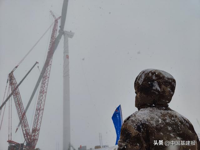 大唐瓜州北大桥第六风电场C区风电项目首台风机并网发电