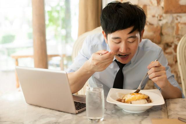 米饭、馒头和面条，哪种更易升高血糖？主食吃对了，血糖稳稳地