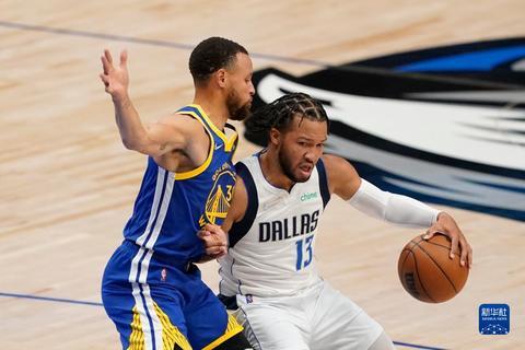 NBA西部决赛第四场：独行侠胜勇士