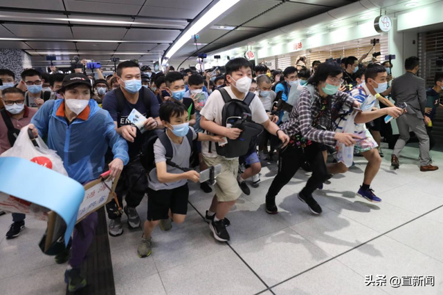 梁卓伟：若稍有不慎，香港将会出现第六波疫情丨香港一日