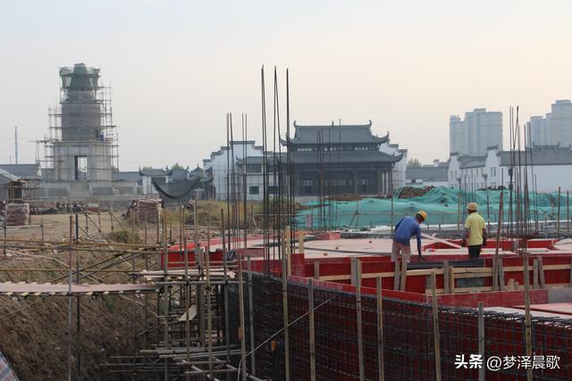 湖北重点文旅项目“祥云湾”国庆节施工忙