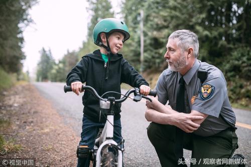 美国为何沦为持枪社会？因为警察明说没义务保护你……