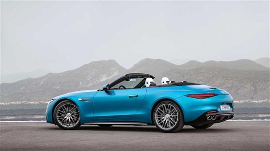 配备四缸发动机 AMG SL 43海外正式上市