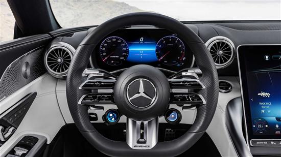 配备四缸发动机 AMG SL 43海外正式上市