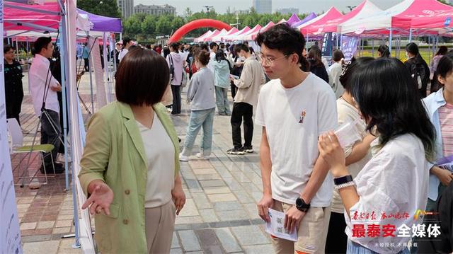 保学生就业，高校出实招！山一大医药管理学院举办就业实习双选会