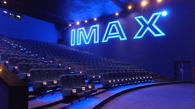 露天影院到IMAX 观影方式早已今非昔比