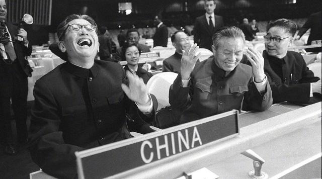 1962年印度被我国暴揍，为何在9年后，却支持中国重返联合国