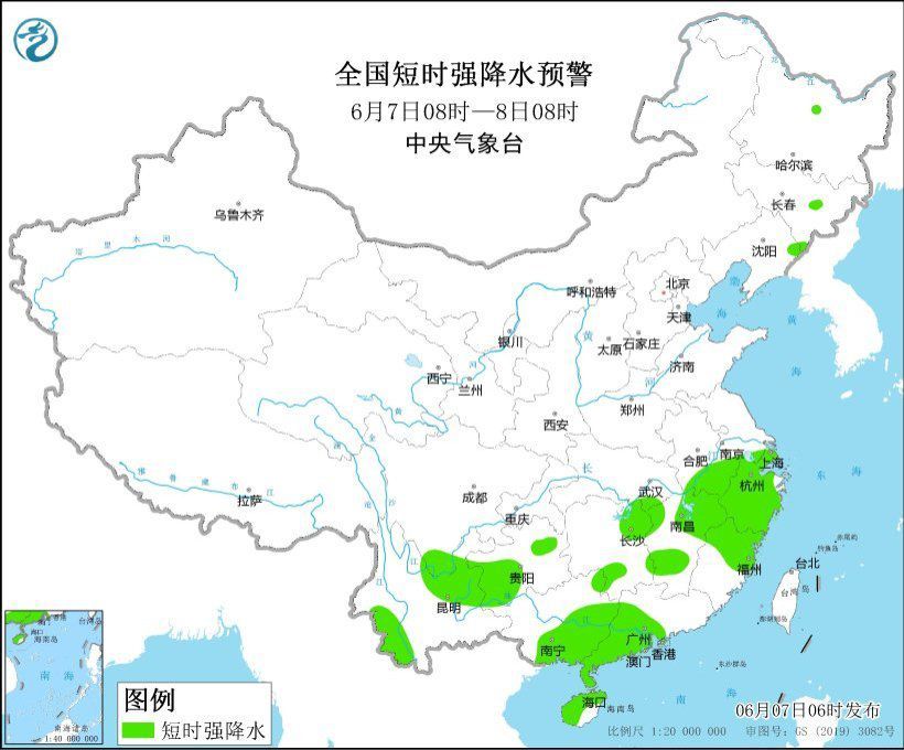 高考首日降雨高温齐聚  请考生合理规划做好应对