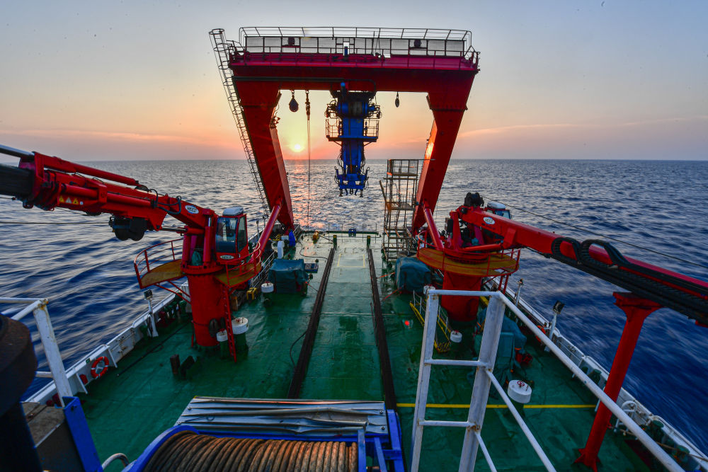 相约千米深蓝 探秘海丝遗珍——南海西北陆坡一号、二号沉船第一阶段考古调查纪实