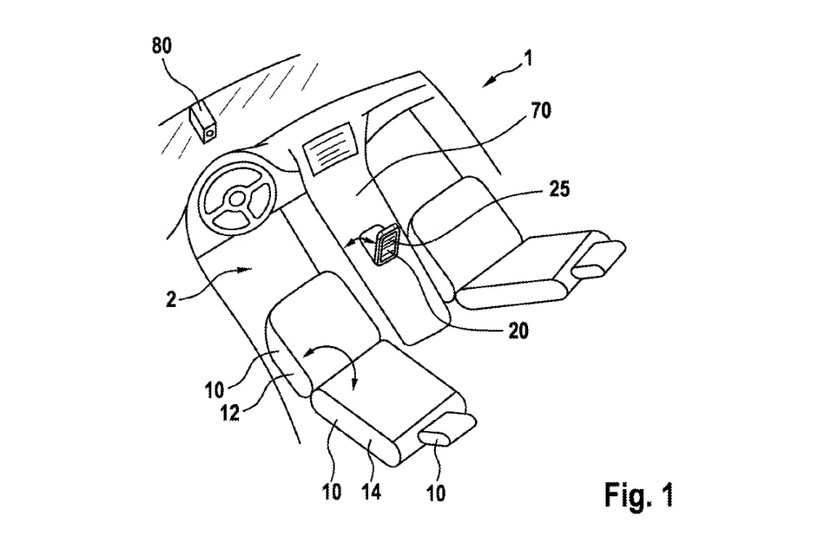 宝马申请新型信息娱乐屏幕专利 可随驾驶员座椅倾斜而移动