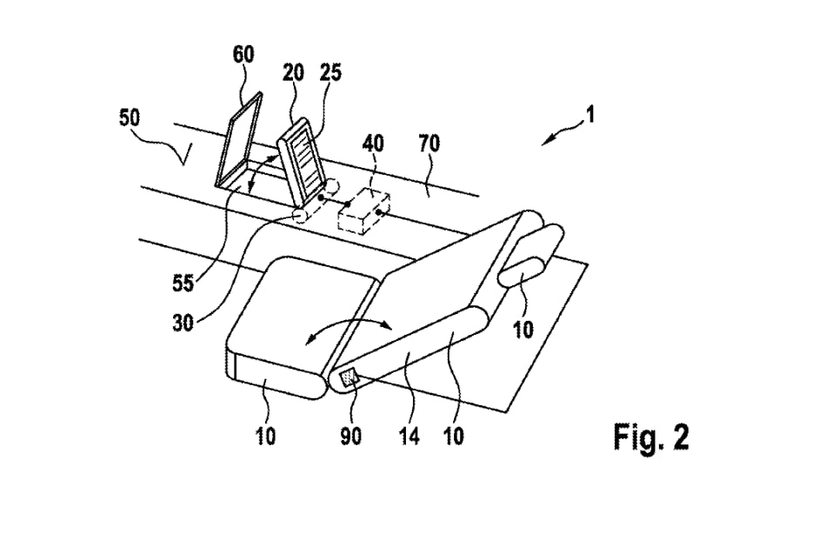 宝马申请新型信息娱乐屏幕专利 可随驾驶员座椅倾斜而移动