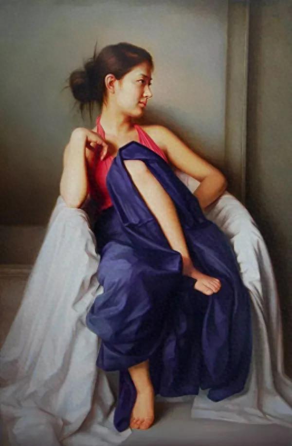 畸形的艺术真的美吗，油画大师江兴永女人画的美女，丰盈而知性美