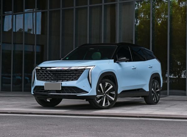 9.98万就能入手的黑马插混SUV：蓝电E5对比博越L，真的超划算