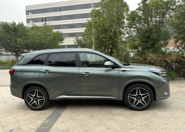 有蓝电E5插混SUV，不再“蜗居”轿车，提升生活品质的关键