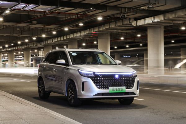 10万元预算买插混SUV，蓝电E5与启辰大V DD-i选谁？