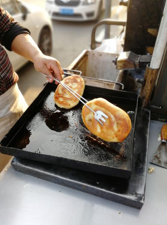 吃在邢台的烧饼地图 今天本吃货带给大家找一些好吃的烧饼